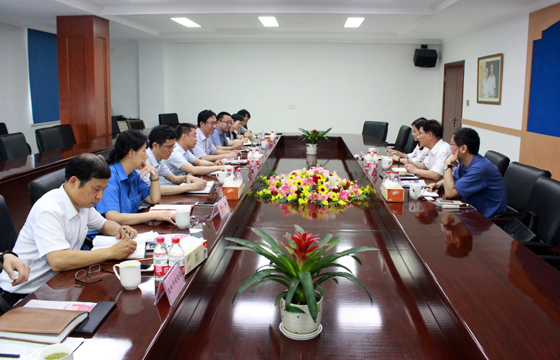 省统计局党组成员、省地方统计视察局局长王当龄来新宝GG电缆调研