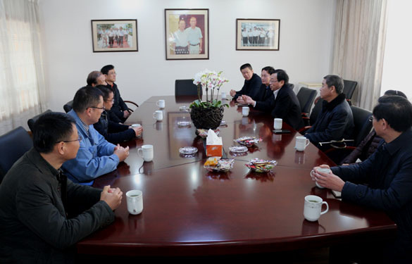 常州市地税局局长钱俊文一行来新宝GG电缆走访