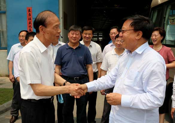 中央党的群众蹊径教育实践活动第三巡回督导组来新宝GG集团调研