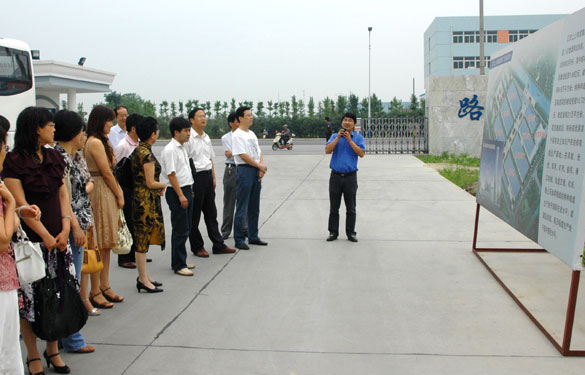 溧阳市人大溧城一团代表来新宝GG考察