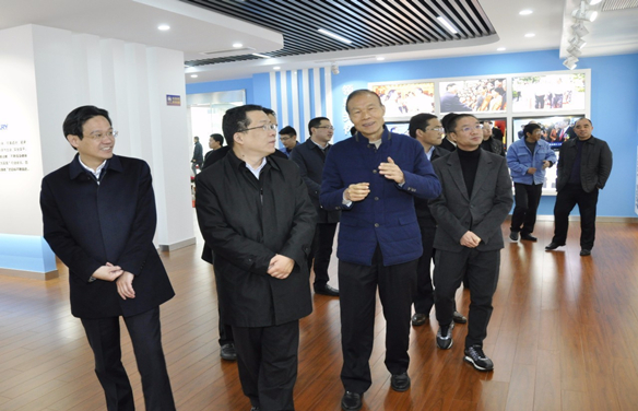 常州市长丁纯一行来新宝GG电缆调研
