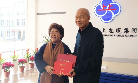 常州市人大常委会主任白云萍一行到访新宝GG电缆